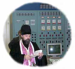 Kola Unit 4 simulator receives traditional Russian Orthodox blessing during turnover.