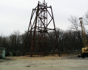 20-meter high, steel-tupe mock tower